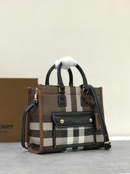 Burberry Bag 43